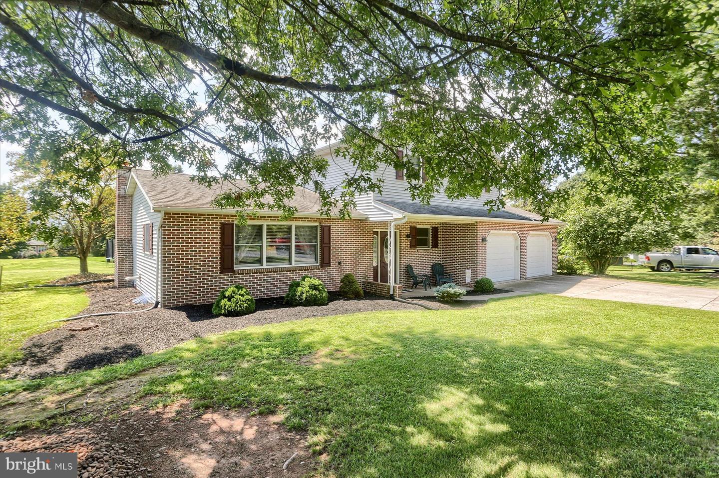 Property Photo: 31 Lauren Lane PA 17032