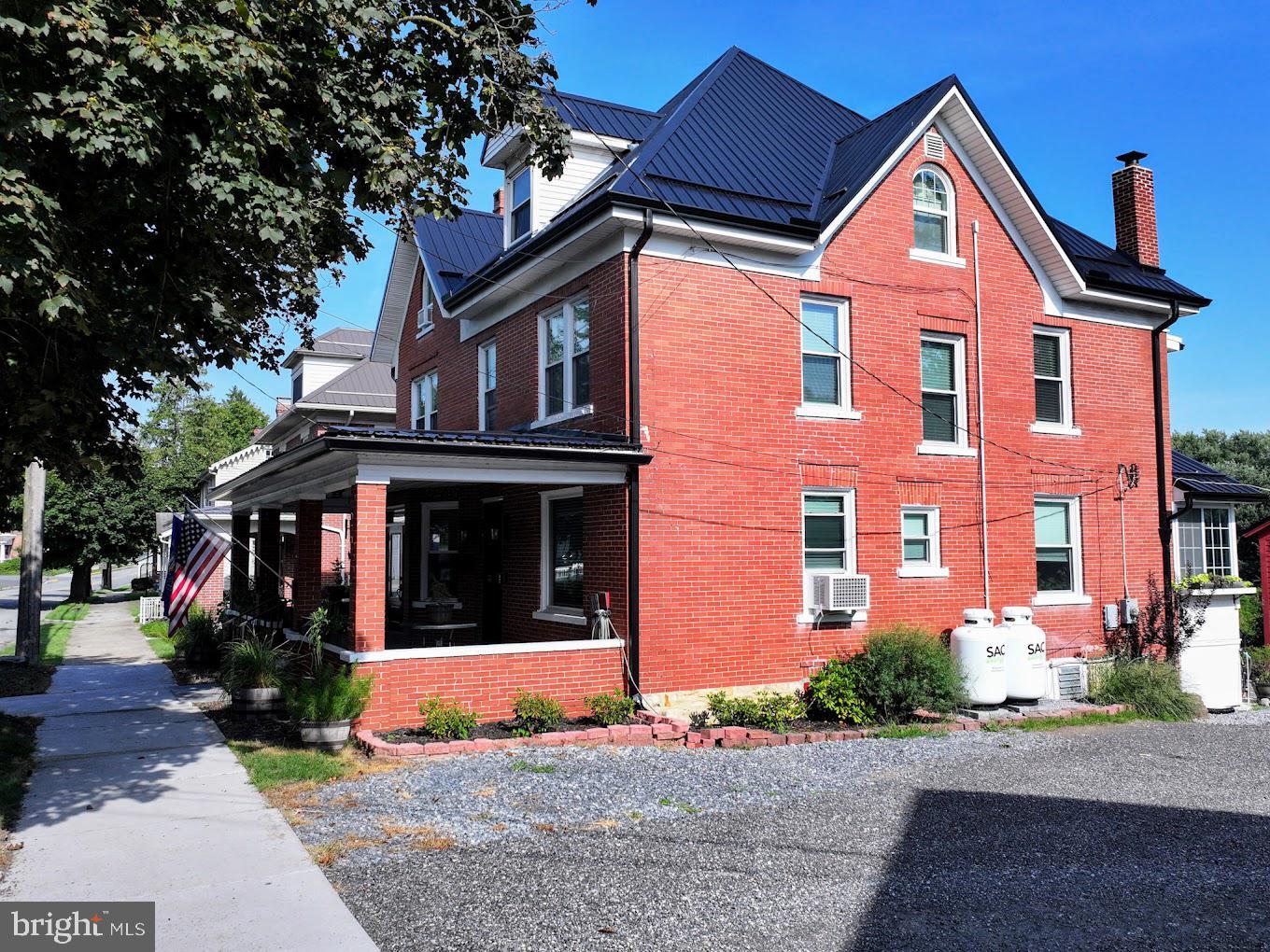 Property Photo:  230 E E Main Street  PA 15537 