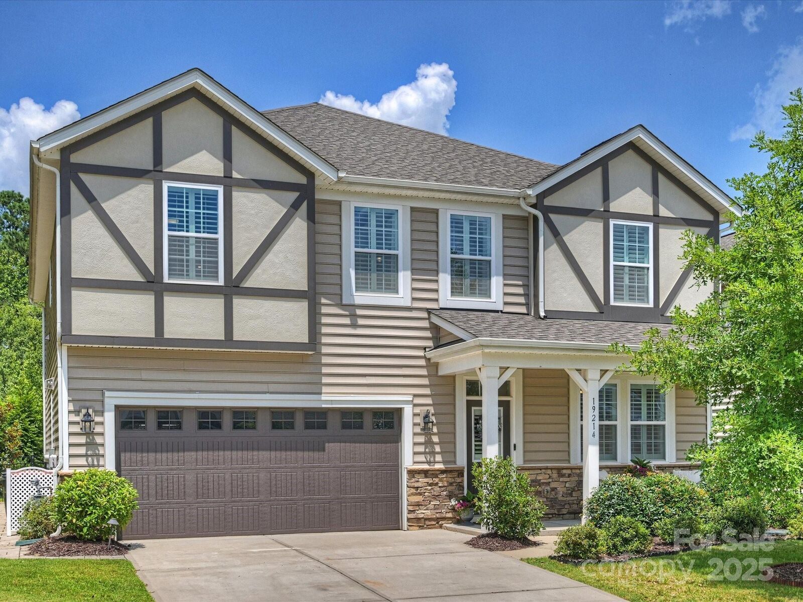 Property Photo:  19214 Hawk Haven Lane  NC 28278 