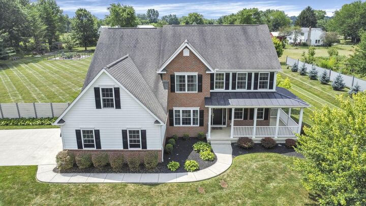 Property Photo:  7525 Hayden Run Road  OH 43026 