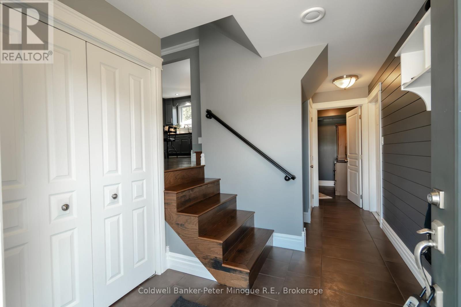 Property Photo:  238 Crown Crescent  ON P1A 3R9 