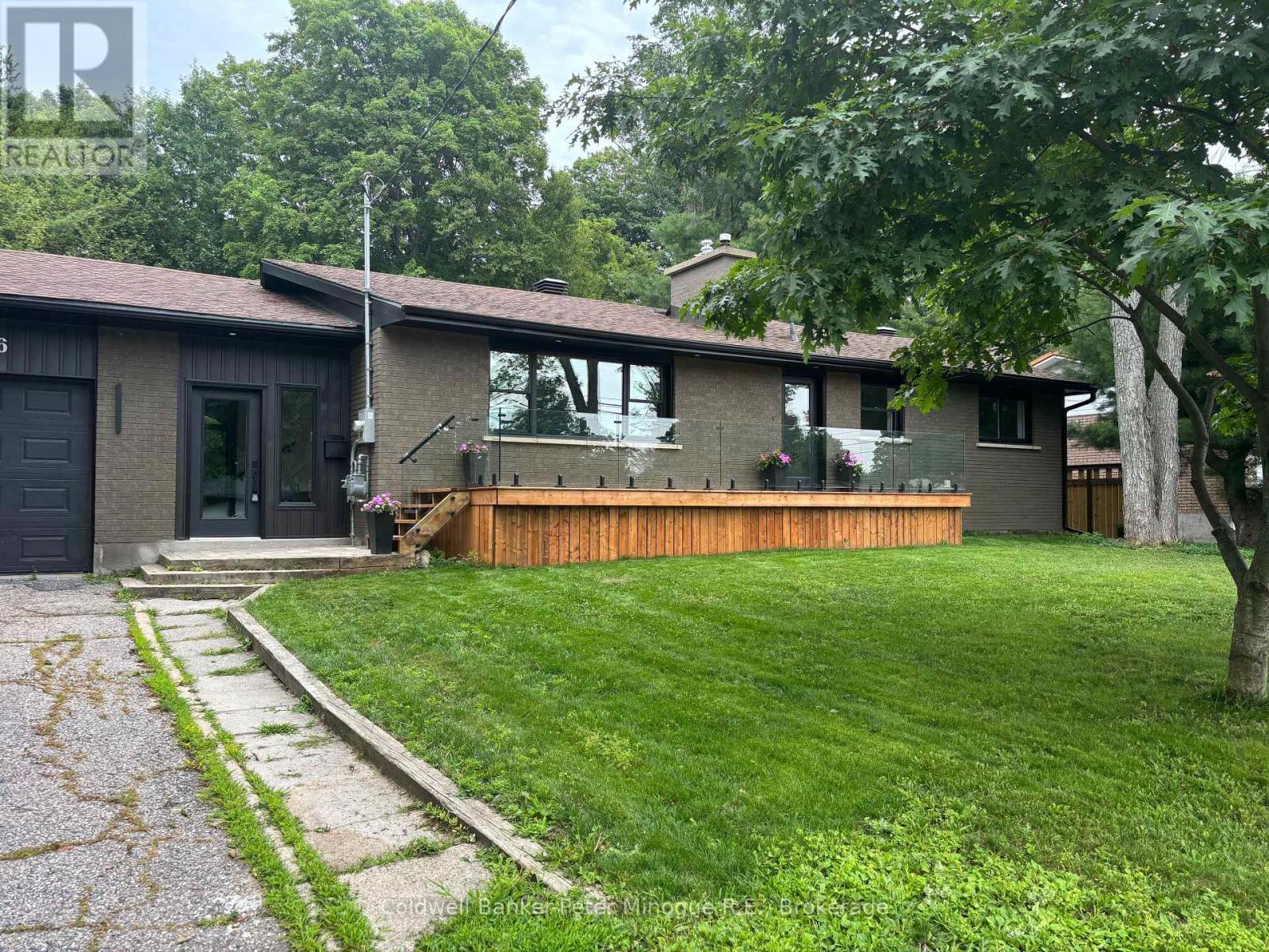 Property Photo:  316 Greenhill Avenue  ON P1C 1J4 
