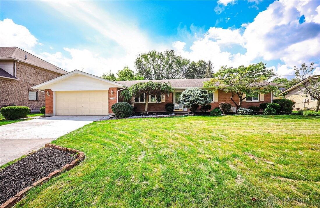 Property Photo:  2318 E Rahn Road  OH 45440 