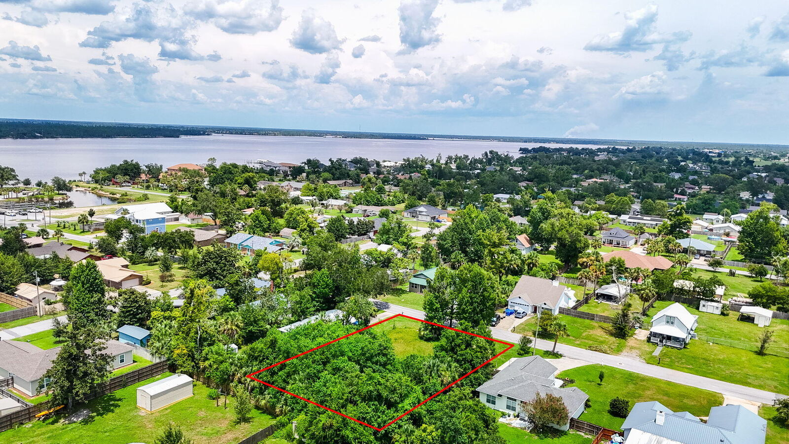 Property Photo: 408 Michigan Avenue FL 32444