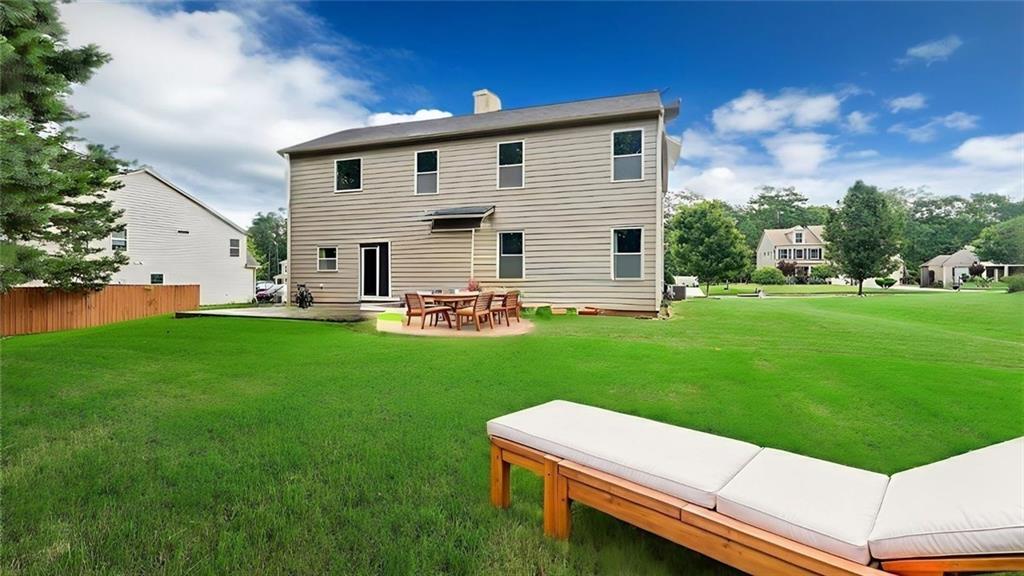 Property Photo: 1610 Kenilworth Lane SE GA 30013