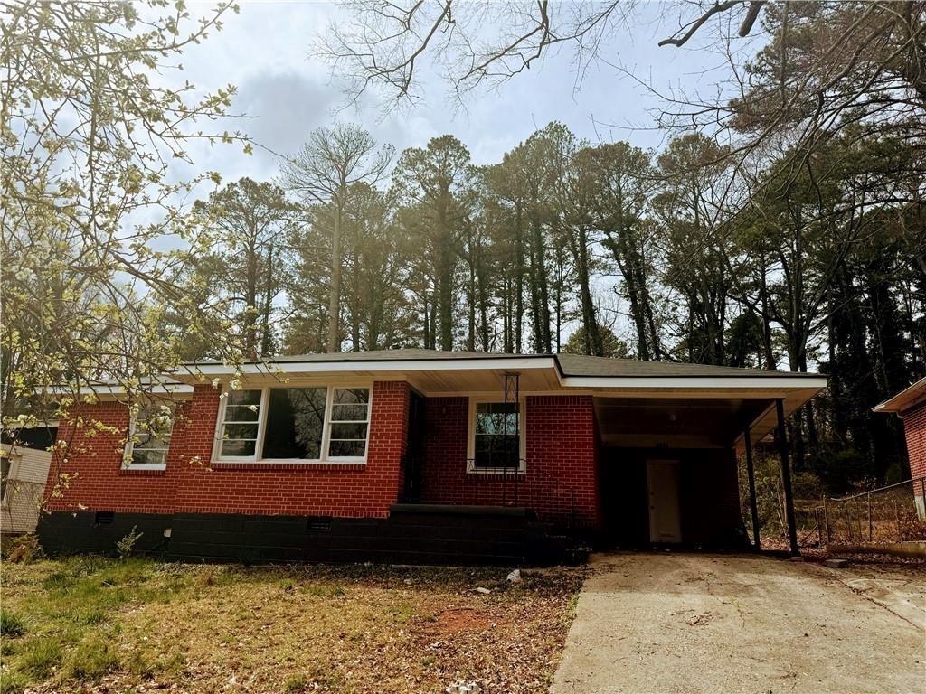 Property Photo: 2143 Rhinehill Road SE GA 30315