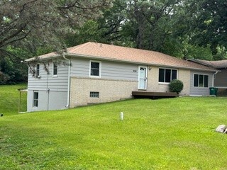 Property Photo: 4080 NW 46th Place IA 50310