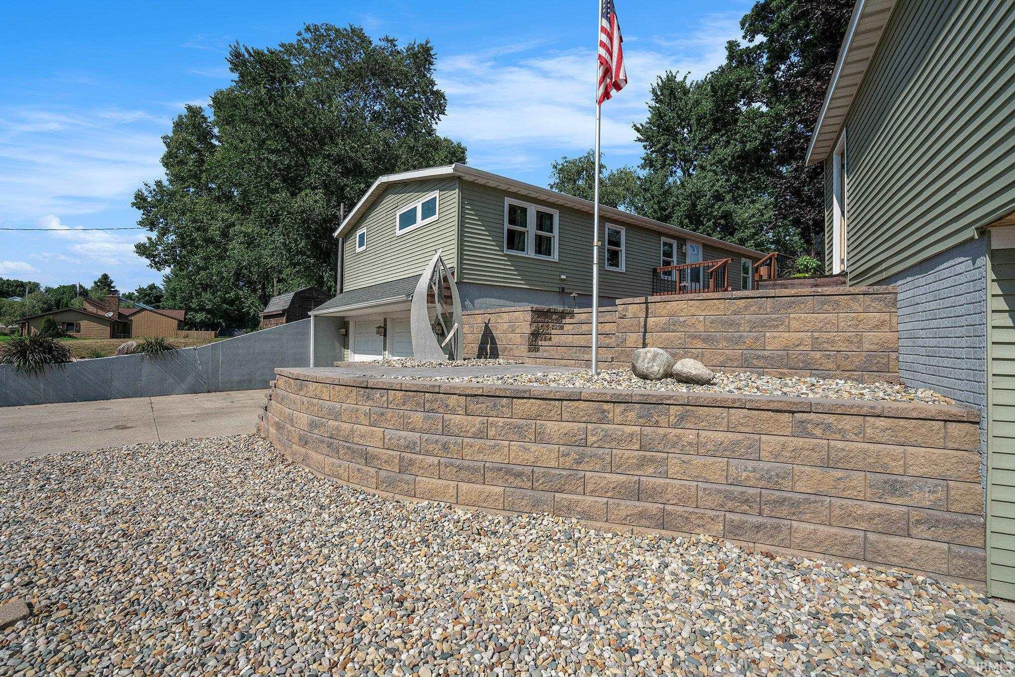 Property Photo:  3295 N 980 West  IN 46565 