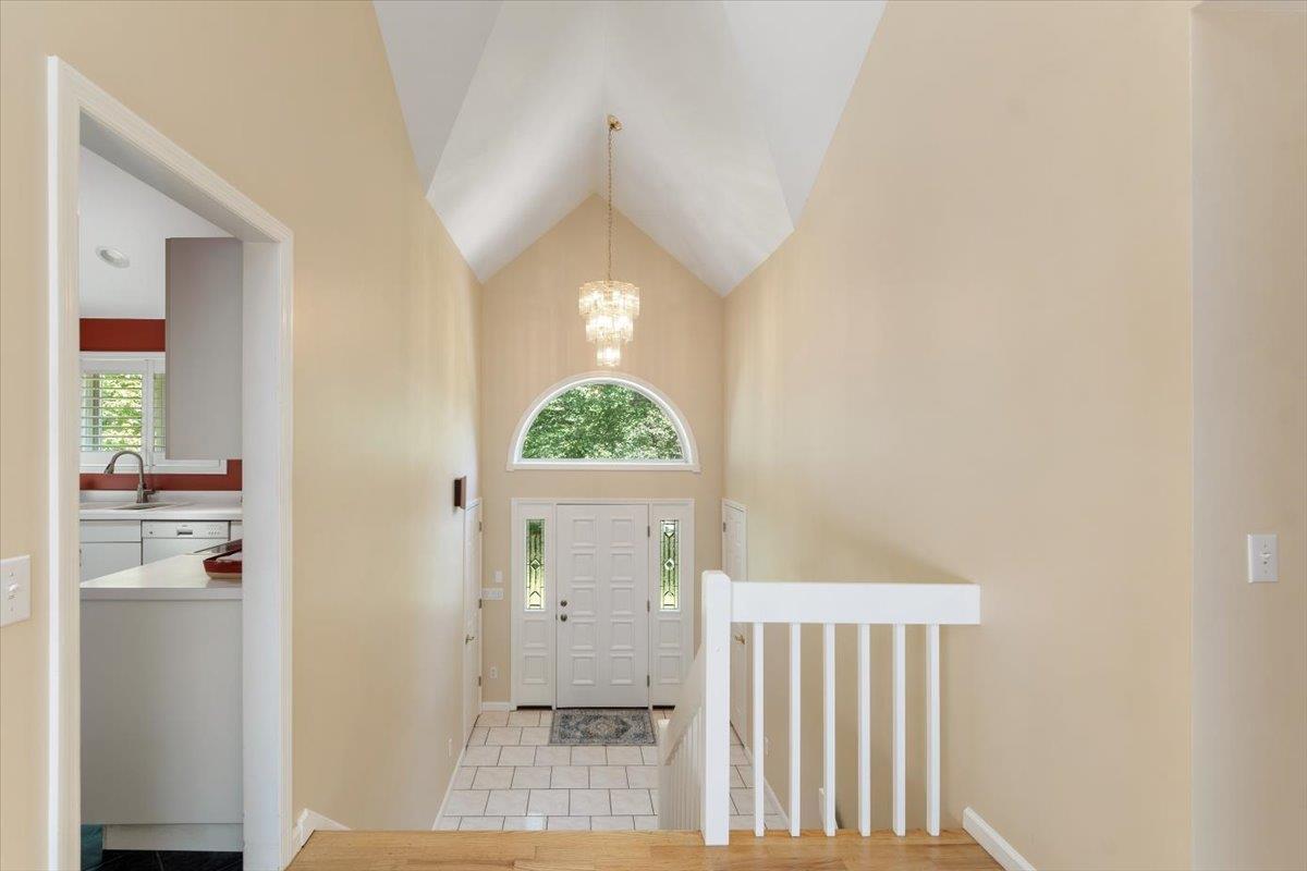 Property Photo:  171 Oak Ridge Circle  NY 10541 
