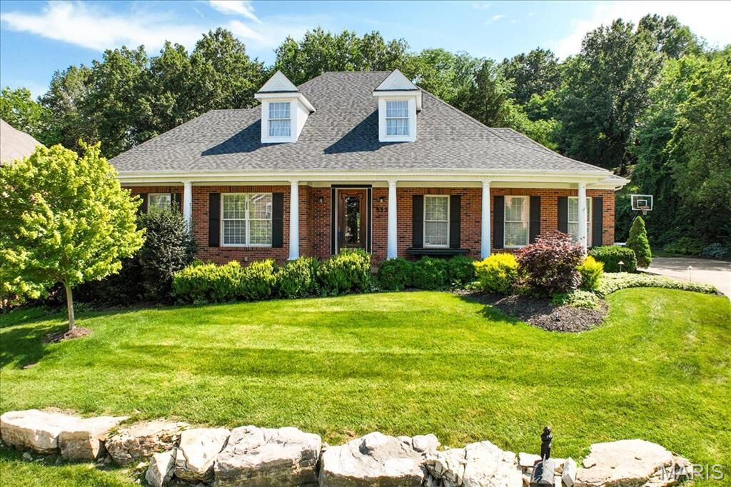 Property Photo:  512 Overlook Terrace Court  MO 63025 