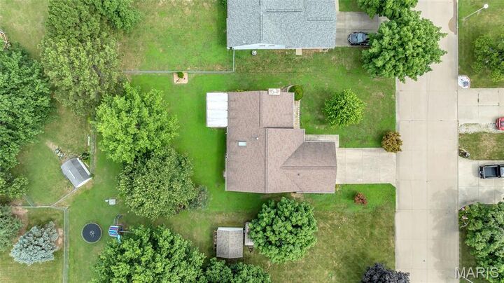Property Photo:  431 Sandalwood Drive  IL 62298 