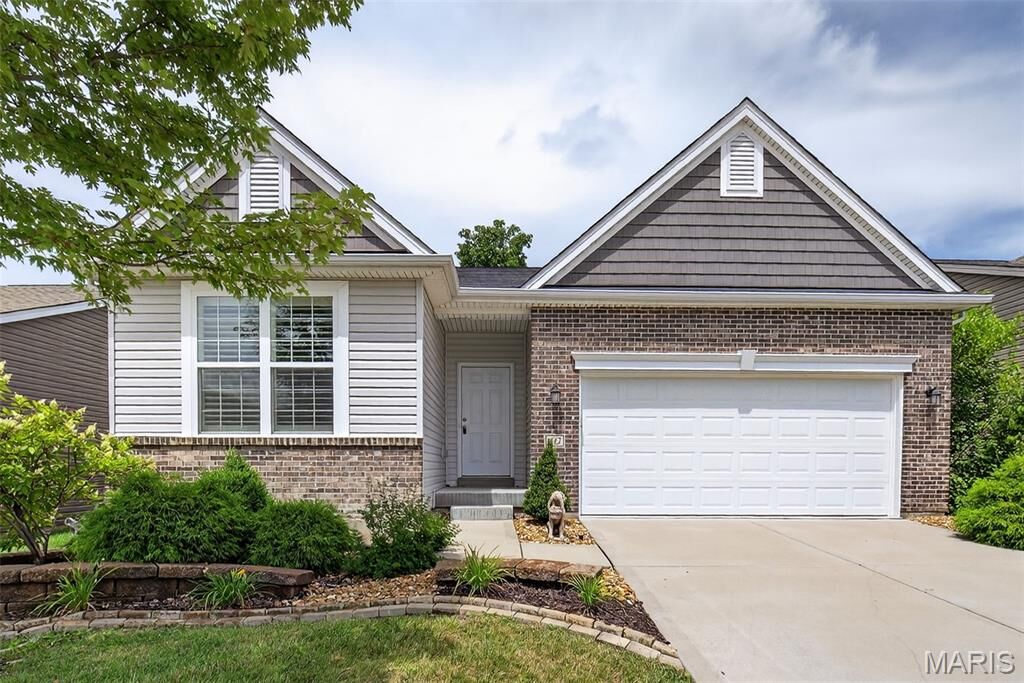 Property Photo:  412 Wilmer Meadow Drive  MO 63385 
