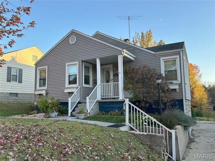 Property Photo: 1207 Douglas Street IL 62002