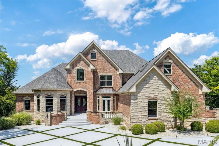 1515 Topping Road  St Louis MO 63131 photo