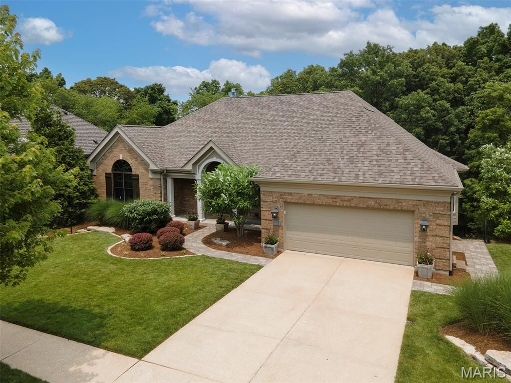 Property Photo: 550 Autumn Oaks Drive MO 63021