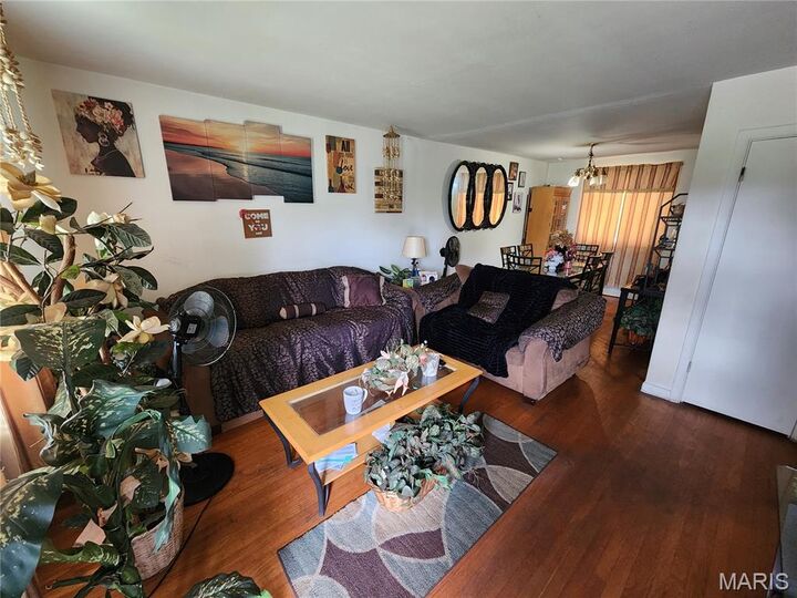 Property Photo: 9340 Bellefontaine Road MO 63137