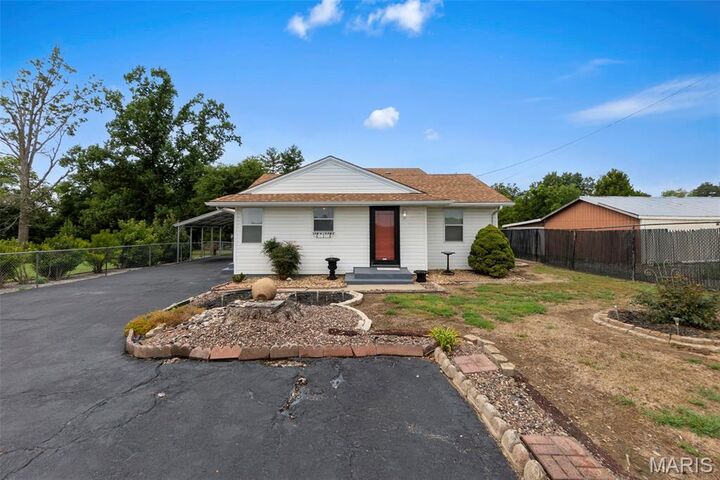 Property Photo:  5748 State Highway 25  MO 63701 