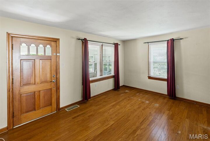 Property Photo: 507 S 16th Street IL 62220
