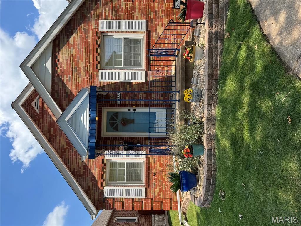 Property Photo:  5023 Fairview Avenue  MO 63139 