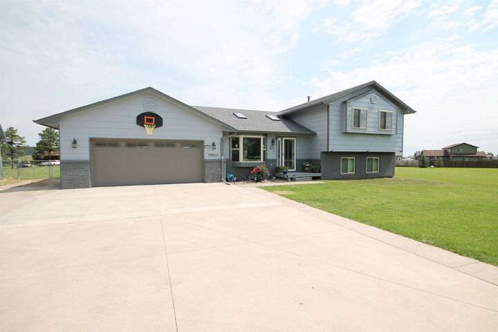 Property Photo: 10304 Concho Ct. SD 57718