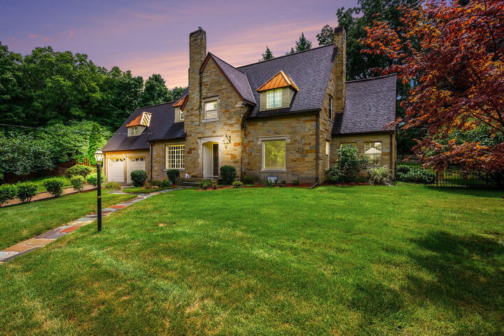 Property Photo: 1761 Chevy Chase Boulevard MI 49008