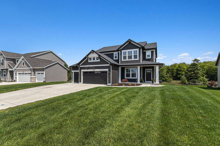 12524 Manchester Drive  Grand Haven MI 49417 photo