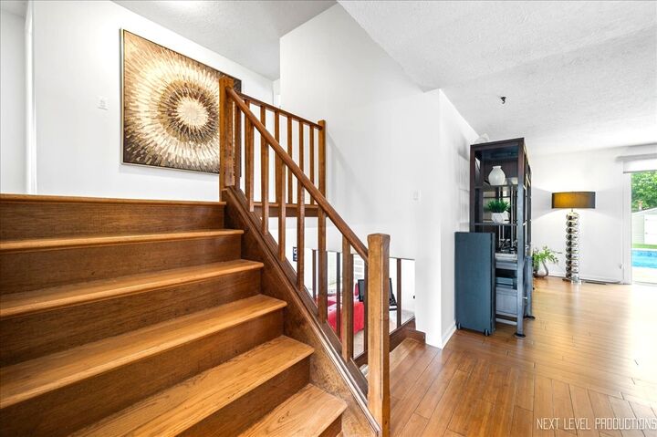 Property Photo:  636 Cambridge Drive  IL 60193 