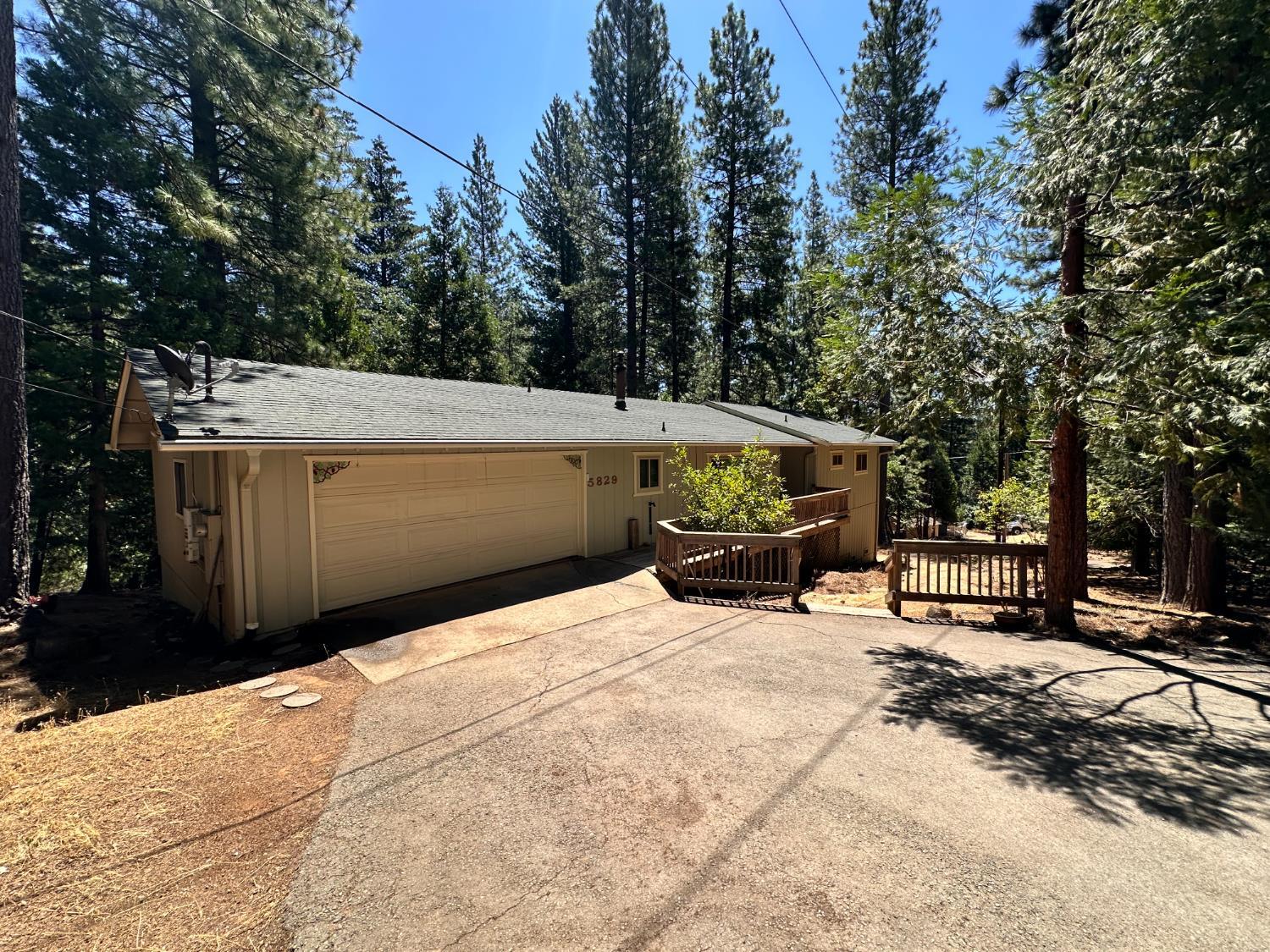 5829 Fallen Oak Trail  Pollock Pines CA 95726 photo