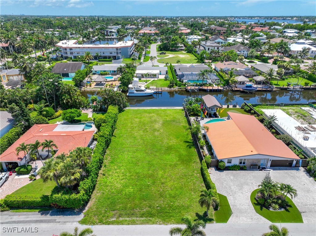 Property Photo:  1598 Curlew Avenue  FL 34102 