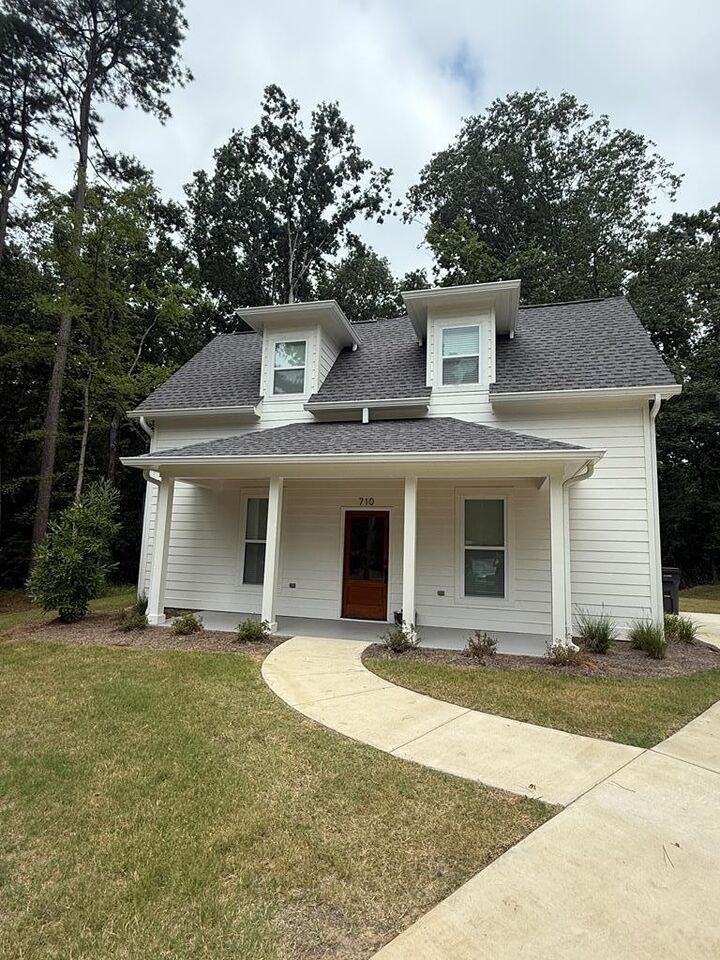 Property Photo: 710 Happy Lane MS 38655