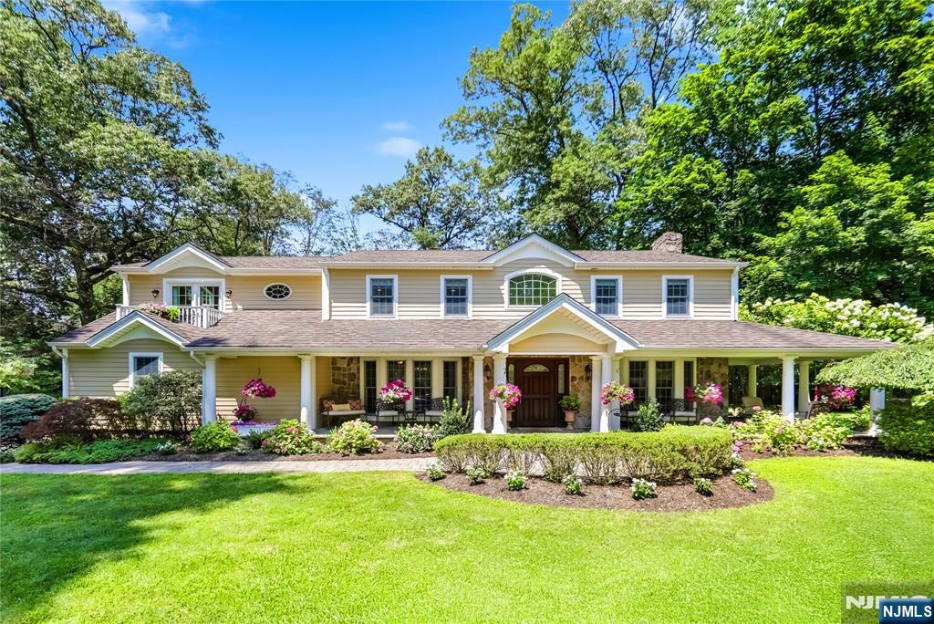 72 Old Farms Road  Woodcliff Lake NJ 07677 photo