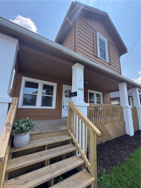 Property Photo:  504 Gray Street  OH 43701 