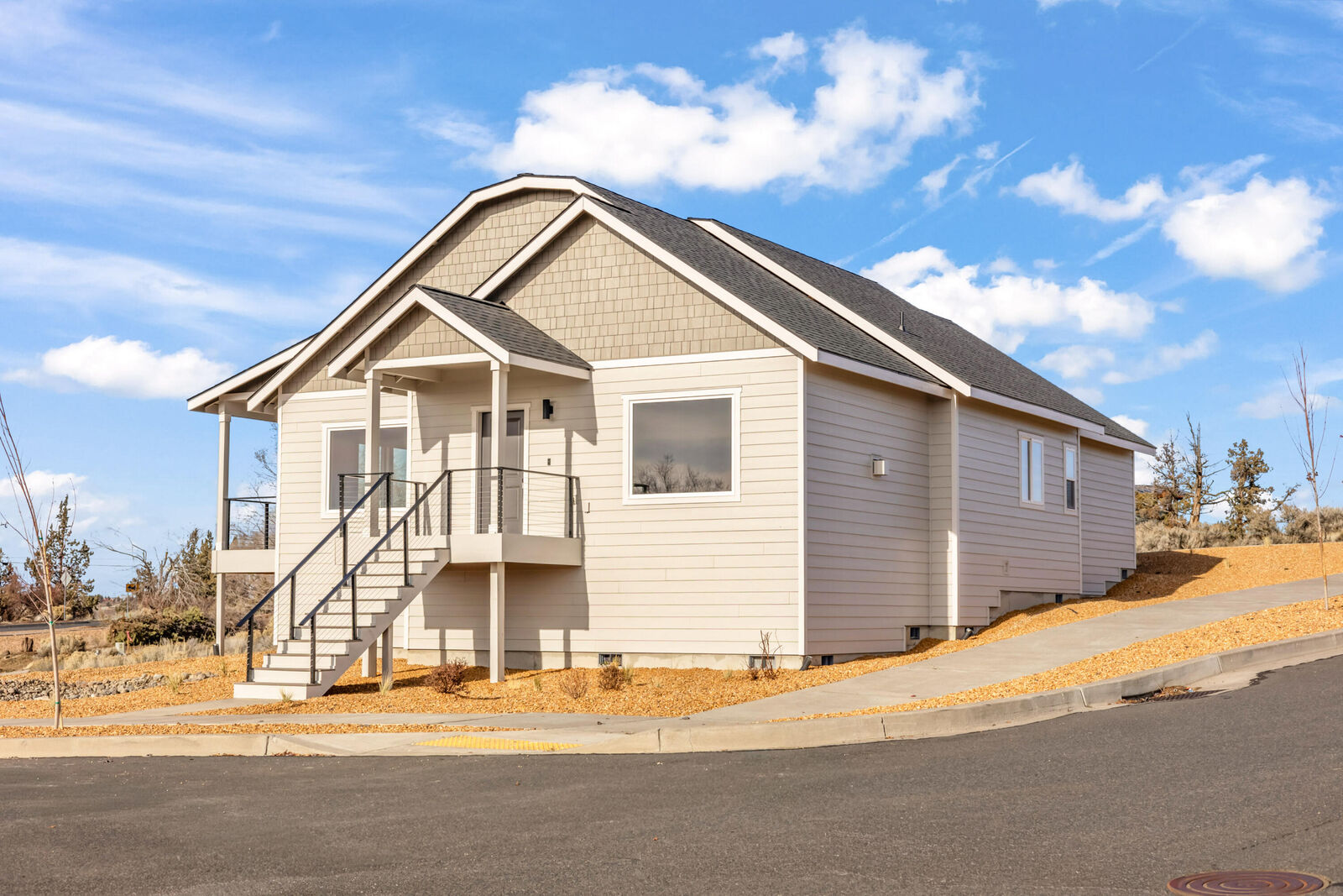 Property Photo: 1050 SE Clover Lane OR 97741