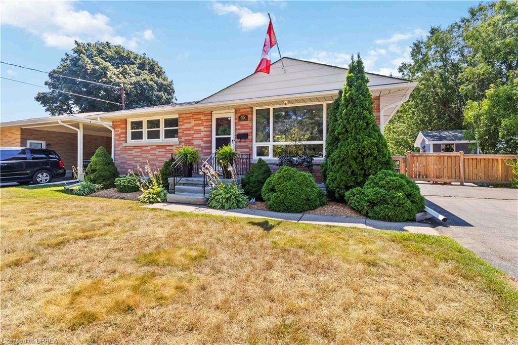 Photo de la propriété: 25 Collingdon Drive ON N3S 3C9