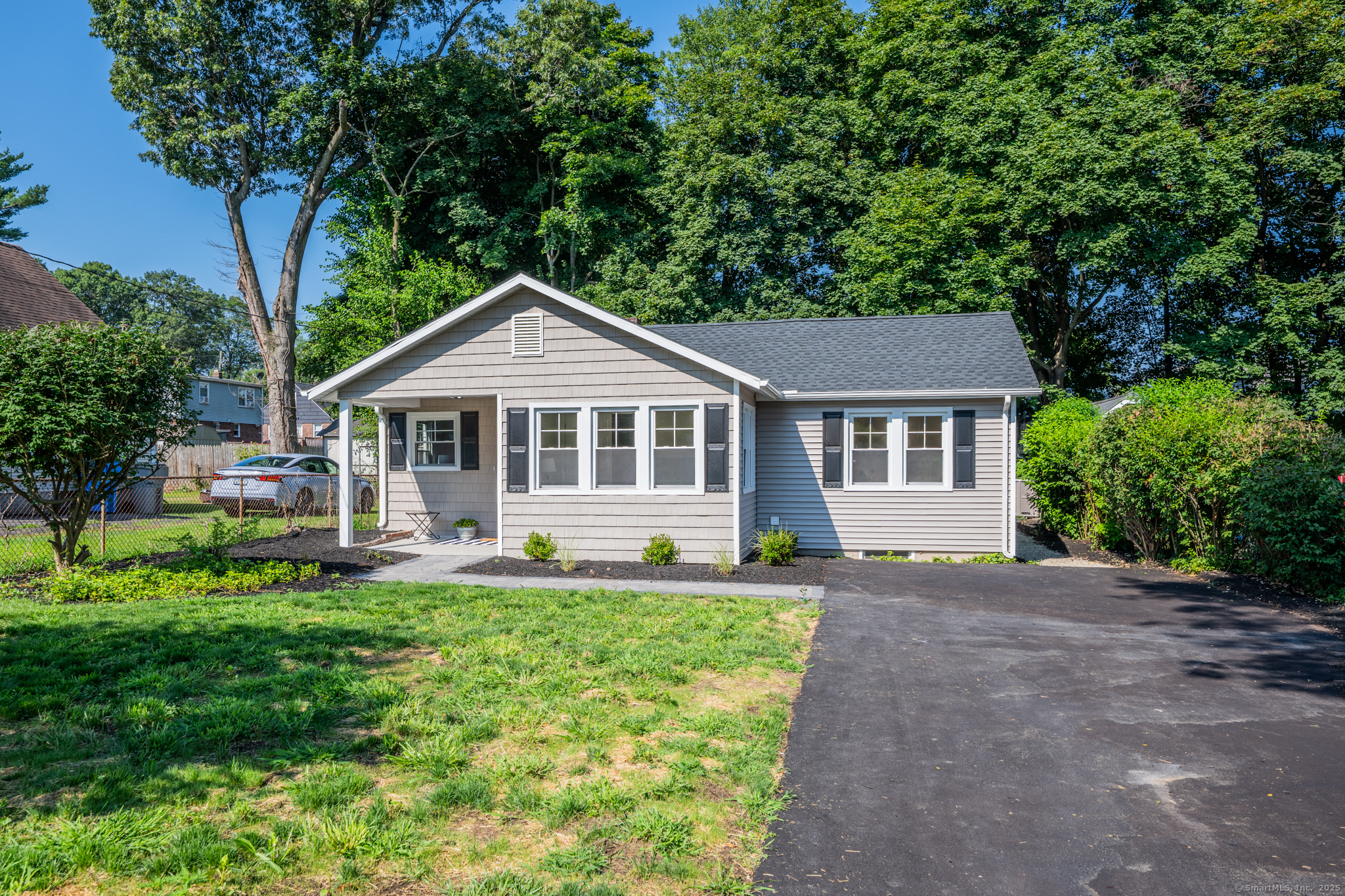 Property Photo: 84 Overlook Avenue CT 06010