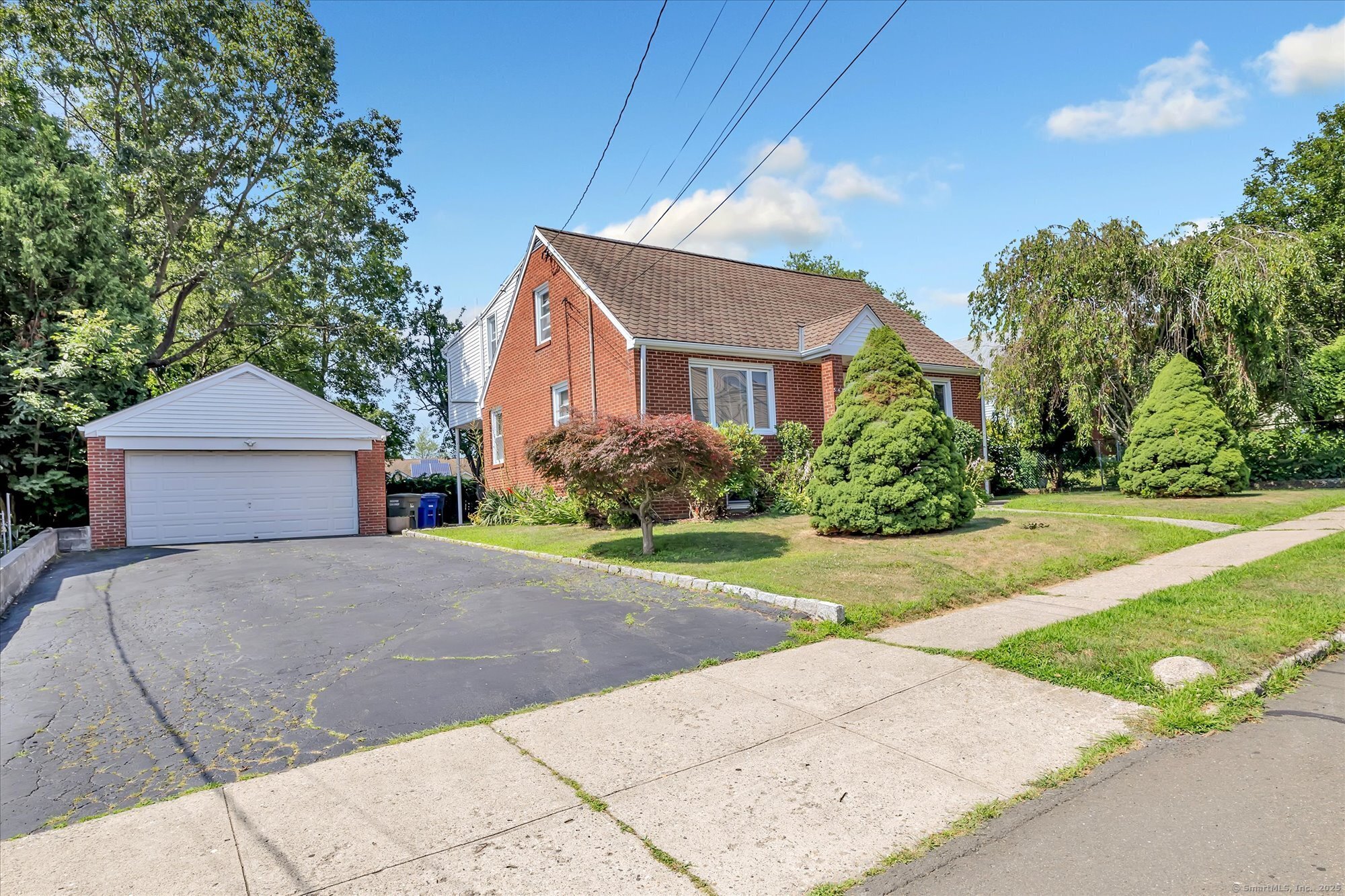 Property Photo: 547 Anton Street CT 06606