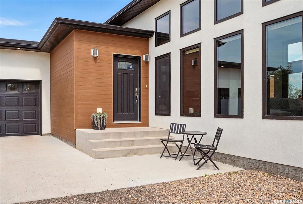 Property Photo:  20 Saddle Ridge Drive  SK S7K 3J9 