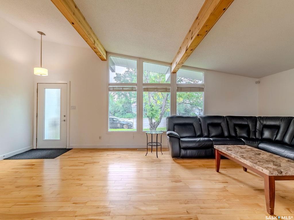 Property Photo: 246 Anderson Crescent SK S7H 4C2