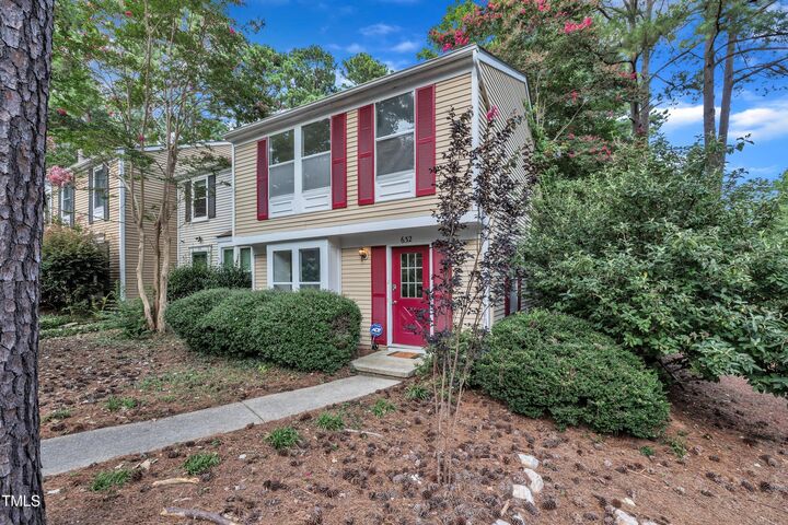 Property Photo: 632 Middleton Avenue NC 27513