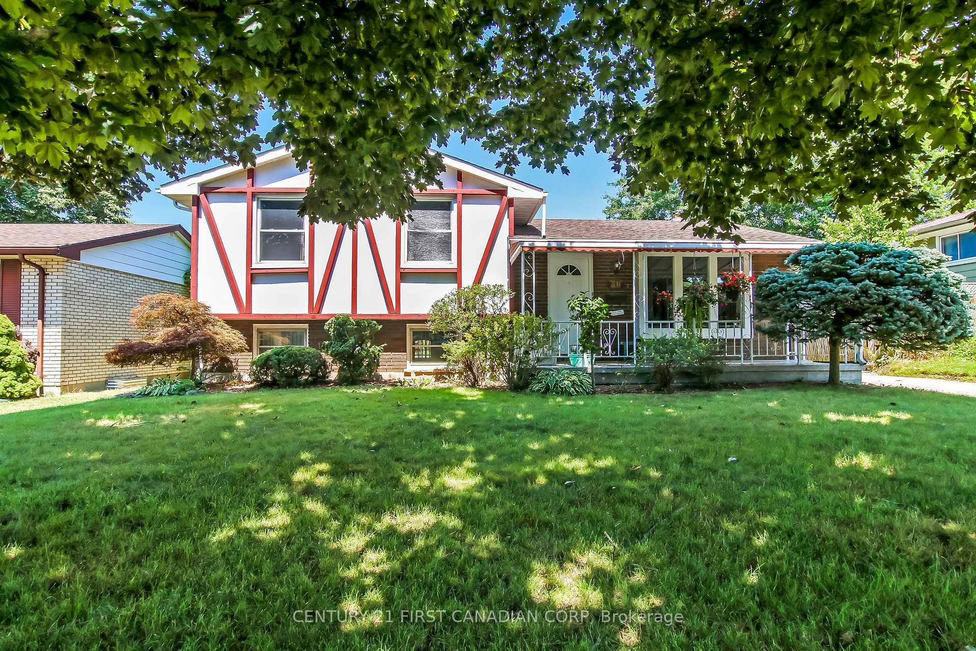 50 Airey Avenue  St. Thomas ON N5R 1C9 photo