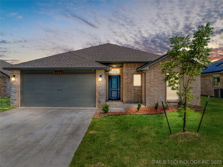 4828 E Galveston Place  Broken Arrow OK 74014 photo