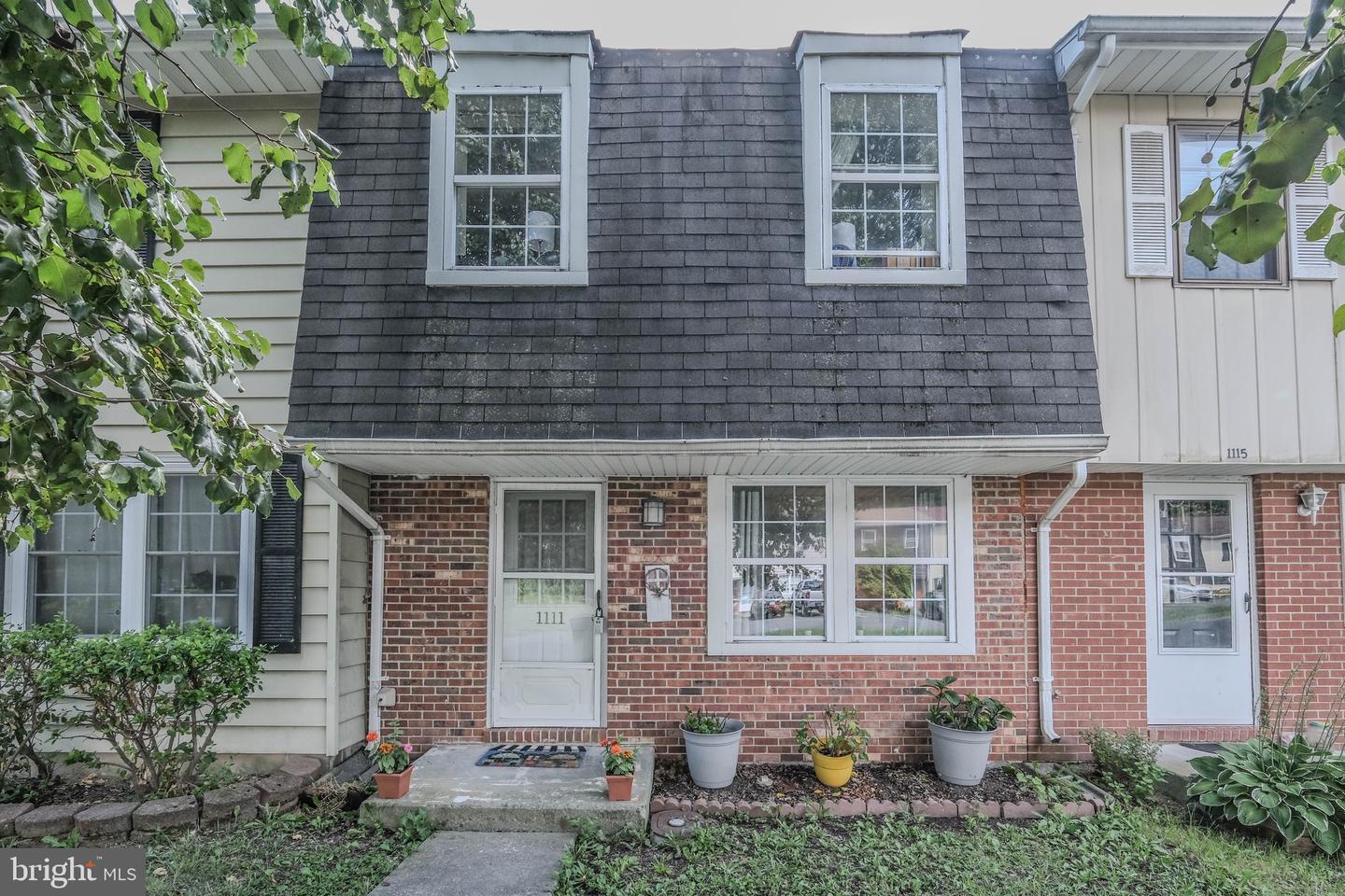 Property Photo: 1111 Ravenwood Road VA 22655
