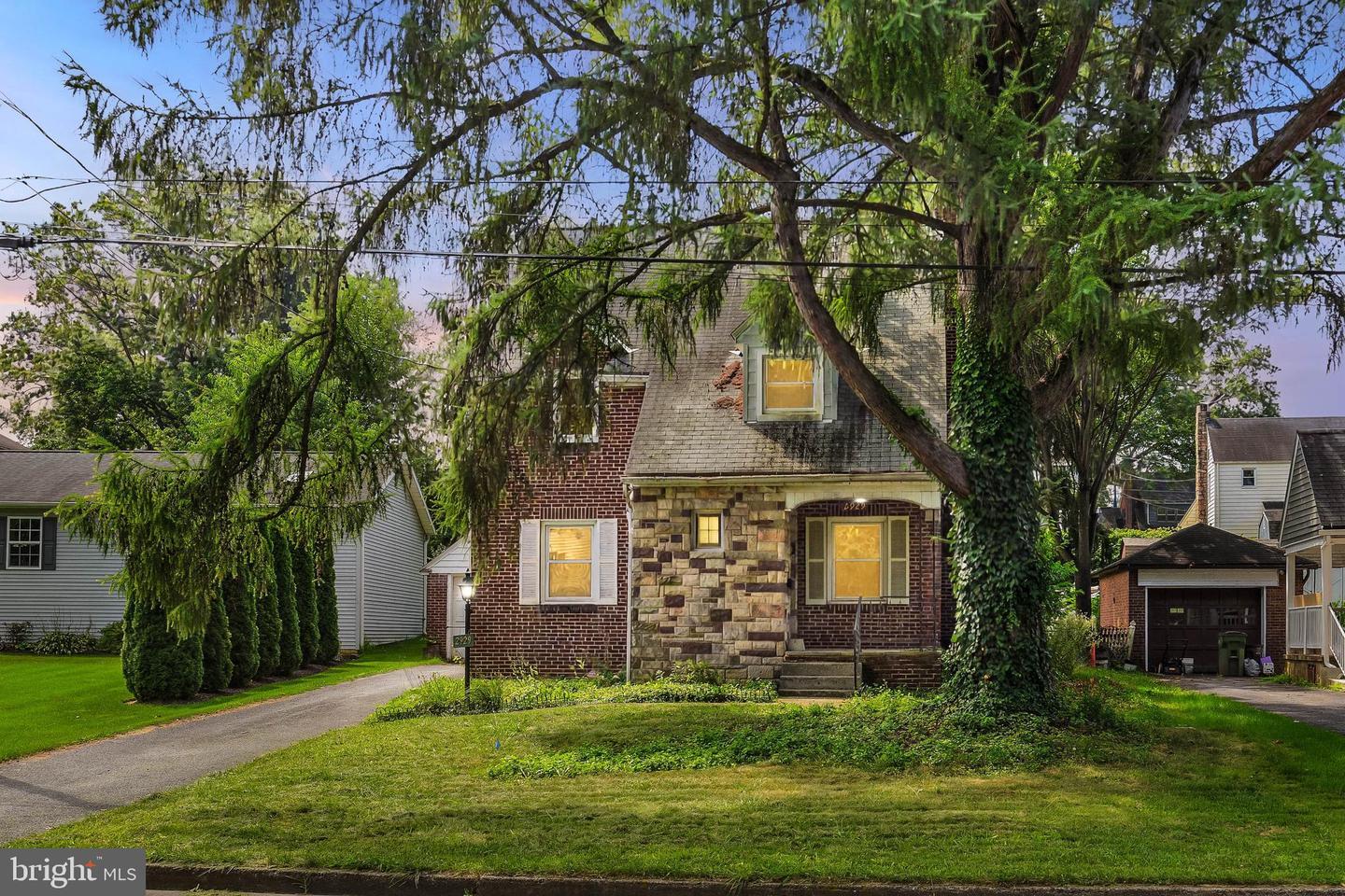 2929 Locust Lane  Harrisburg PA 17109 photo