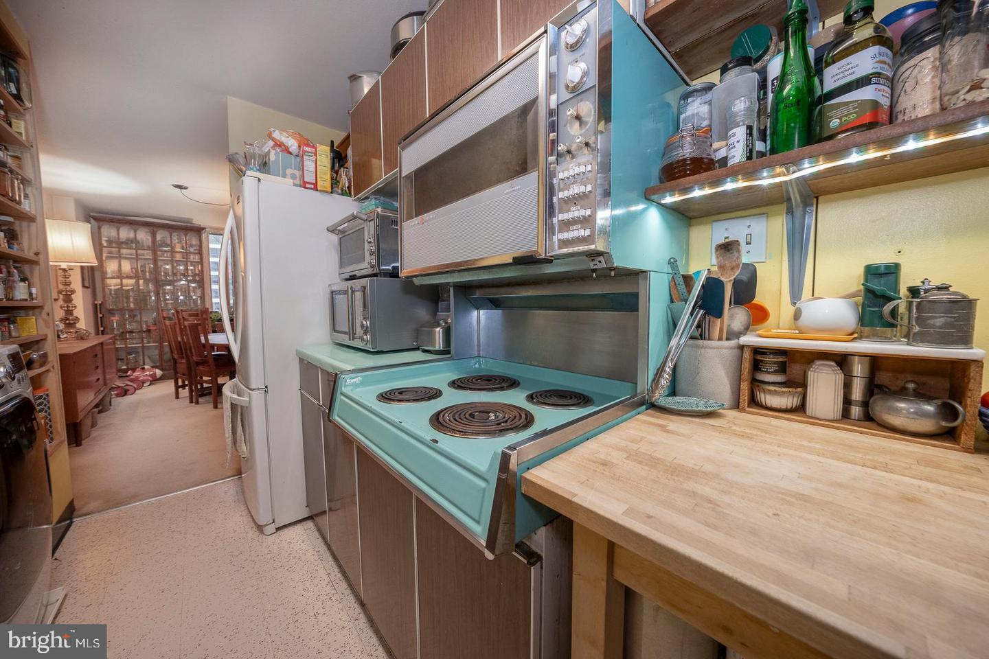 Property Photo: 1919 Chestnut Street 2024-23 PA 19103
