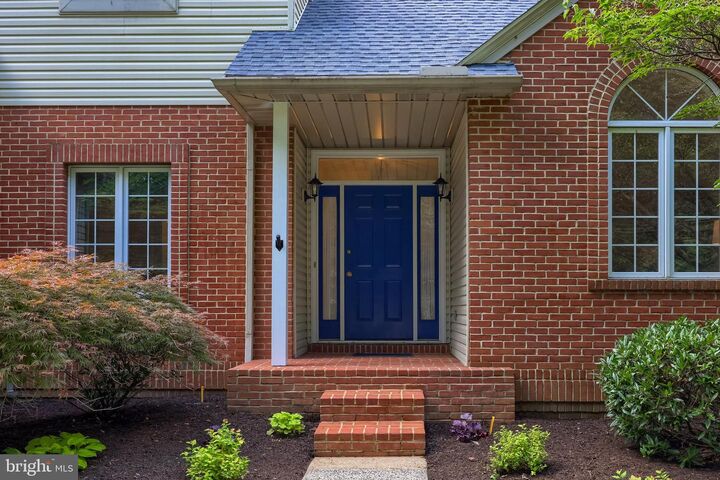 Property Photo:  71 Deerfield Drive  PA 17565 