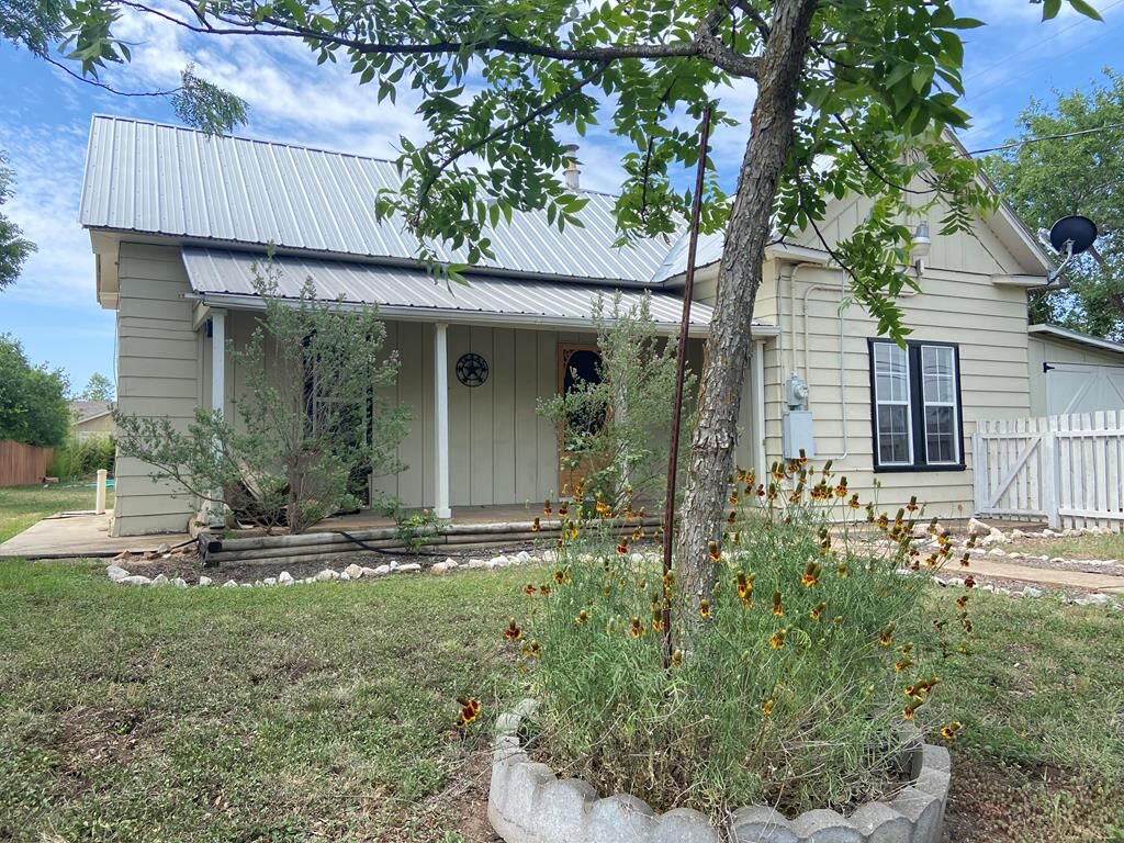 Property Photo:  23229 US Hwy 290  TX 78631 
