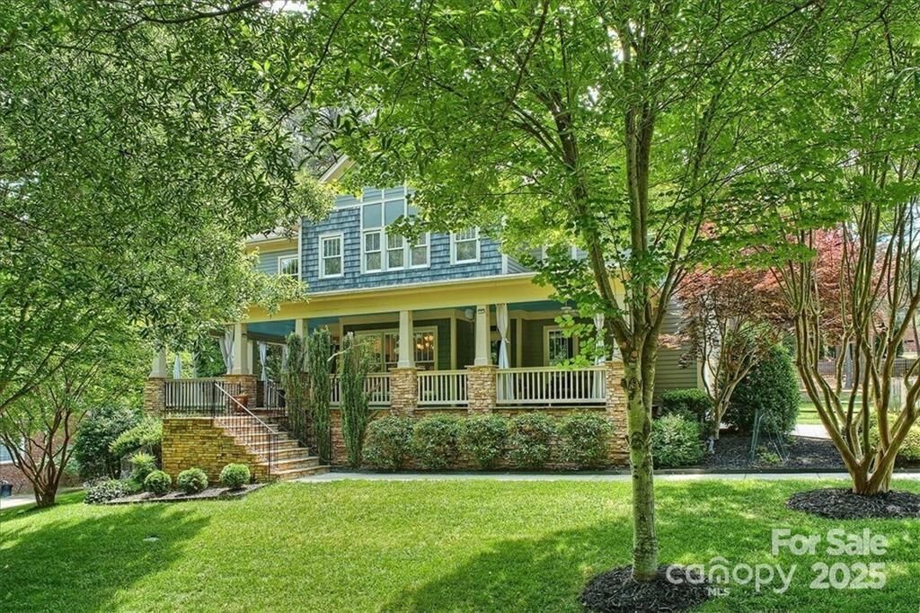 Property Photo: 1871 Chestnut Hill Drive SC 29708