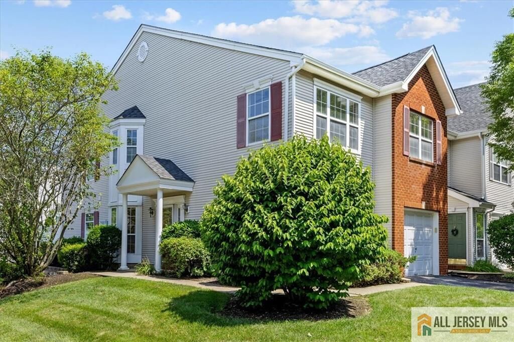 Property Photo:  305 Harvest Lane  NJ 08852 