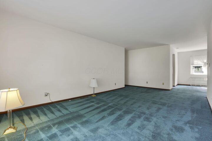 Property Photo: 661 Robin Lane OH 43055