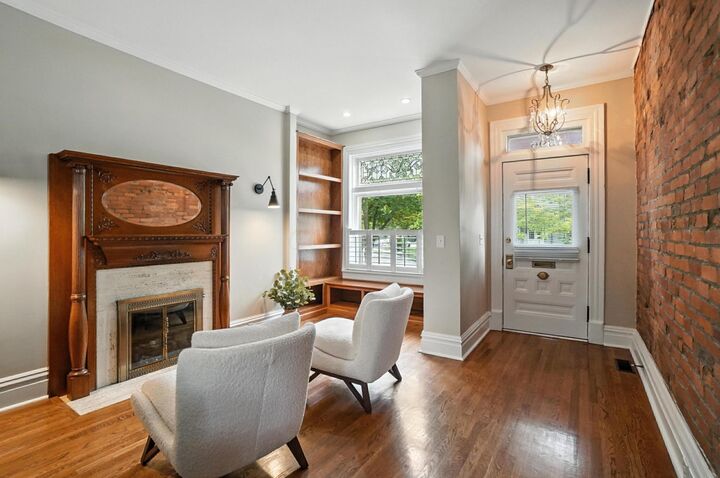 Property Photo:  396 W 7th Avenue  OH 43201